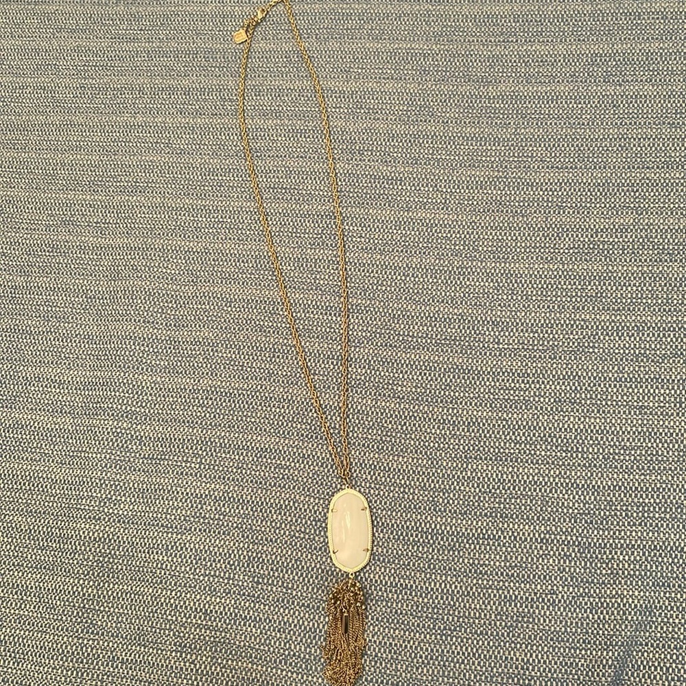 kendra scott white pendant necklace (rayne tassel)